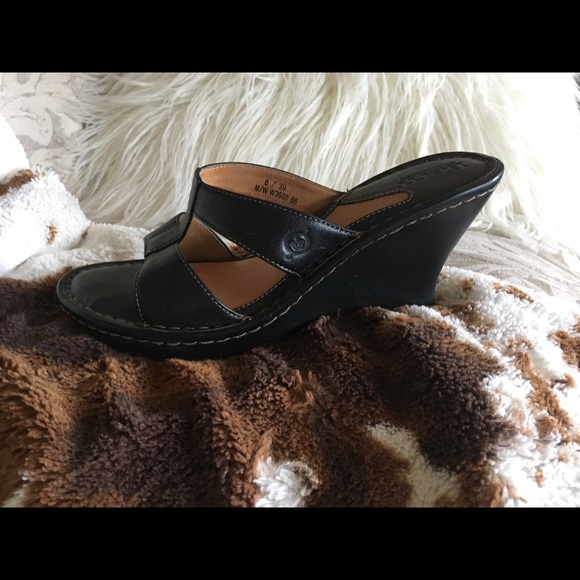 Born sandal - Picture 2 of 4